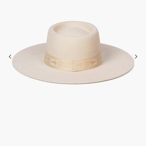 Lack of Colors cream hat